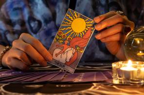Unlocking the Mysteries of the Universe with Tarot Mitra