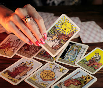 Best Tarot Card Reader In Delhi